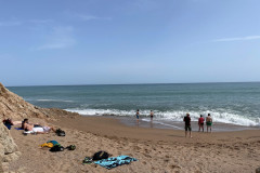 Strand-Besuch-in-einer-Bucht-in-Calella